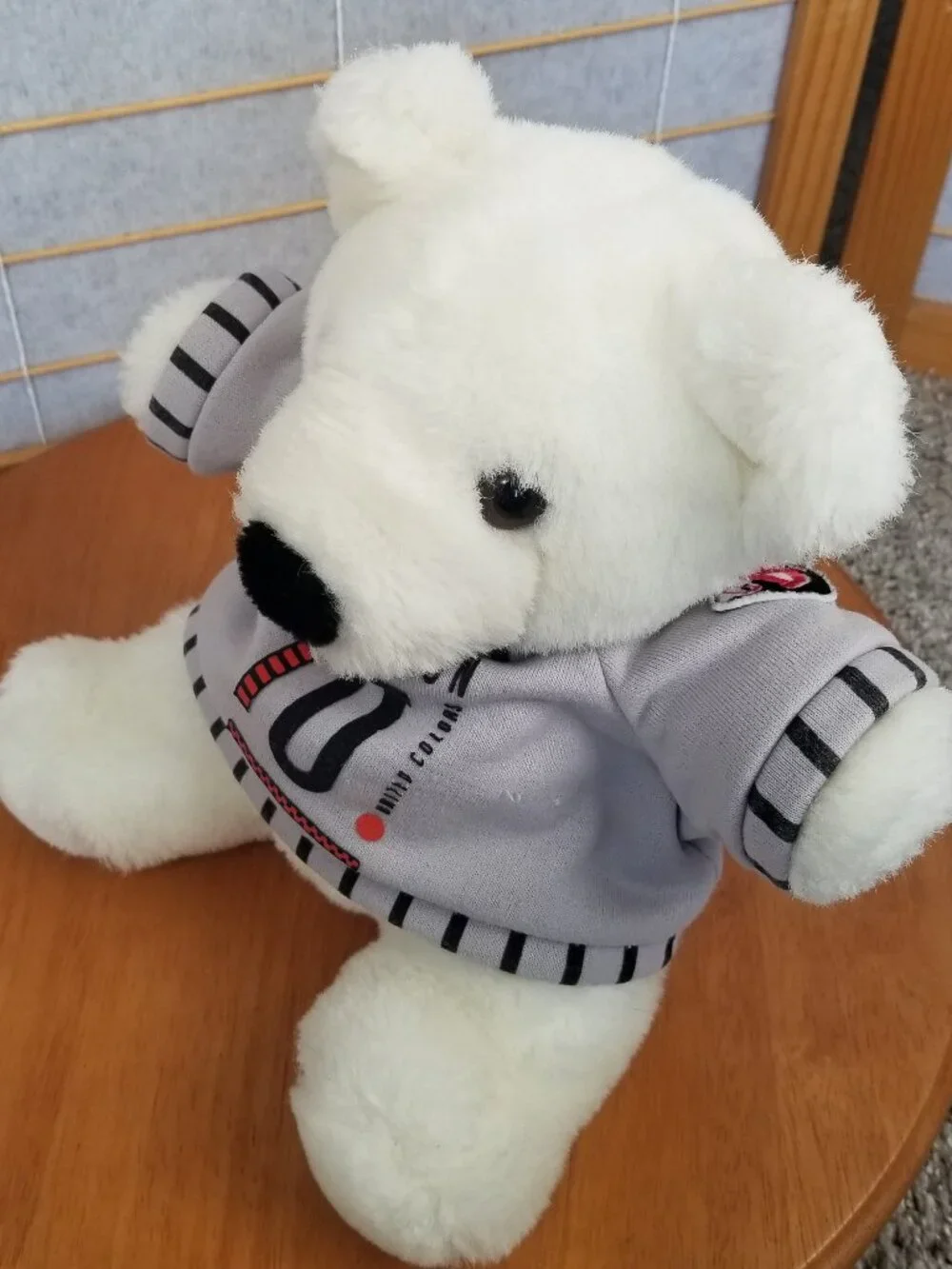 Benetton White Bear in Sweater 10